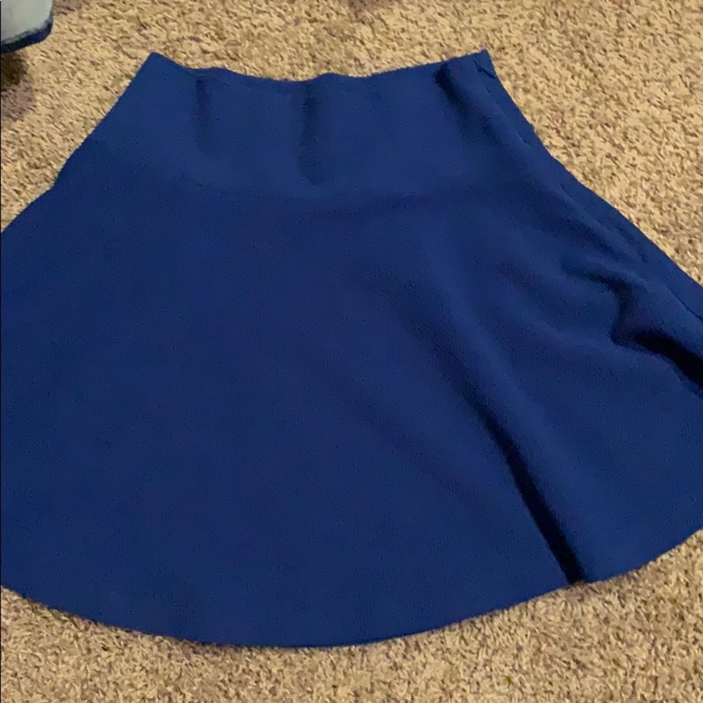 Skater skirt.